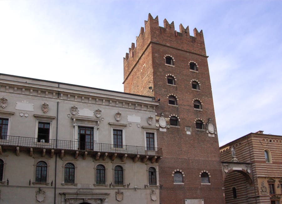 Piazza dei Signori 2/2